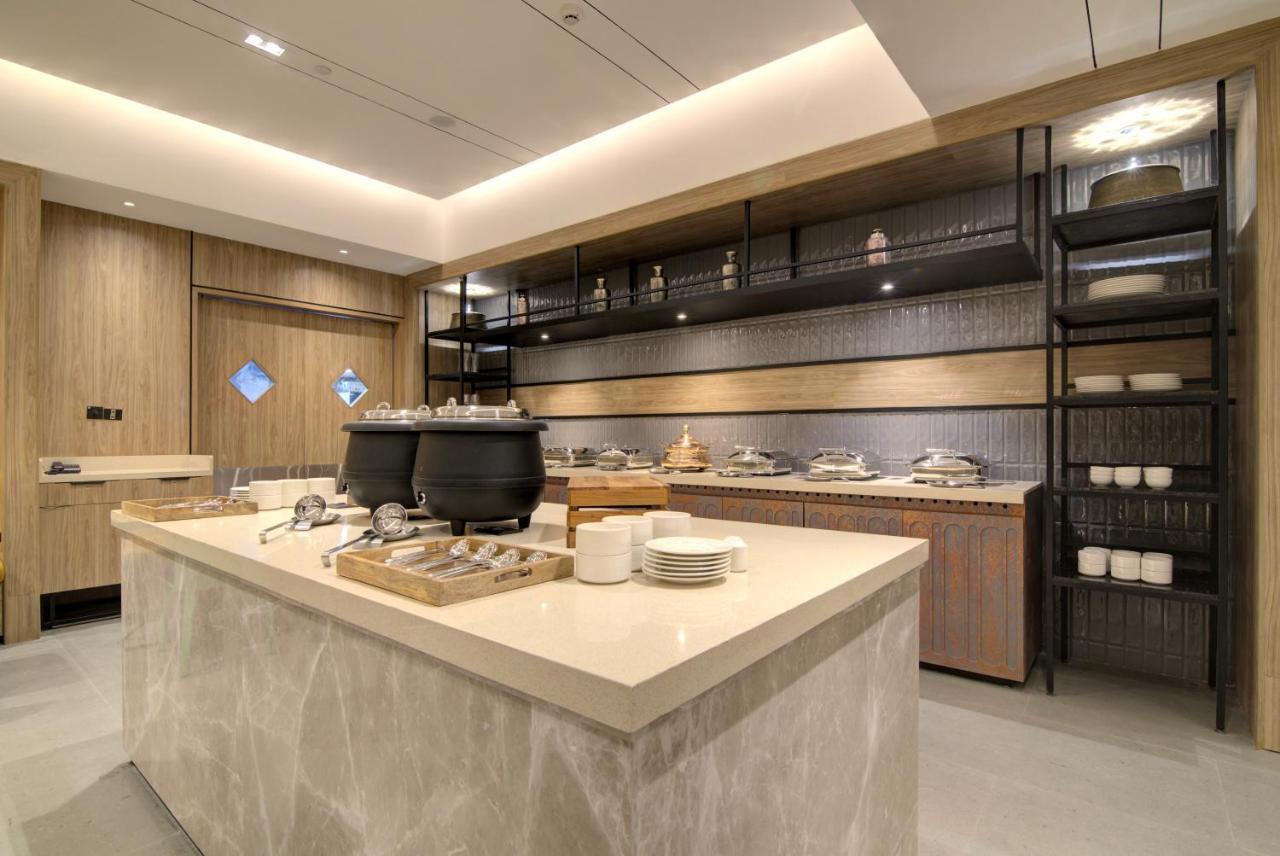 7 Apple Hotel Pratap Nagar, Джапур Экстерьер фото
